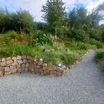 Проживание в семье Za Swierkami